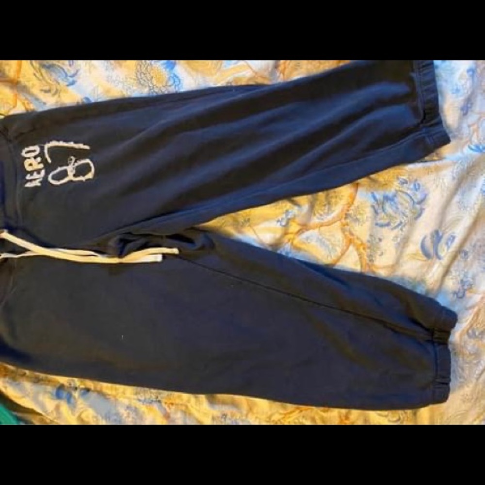 Aeropostale crop sweatpants